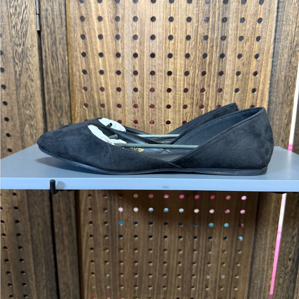 Elegant Black Women's Flats